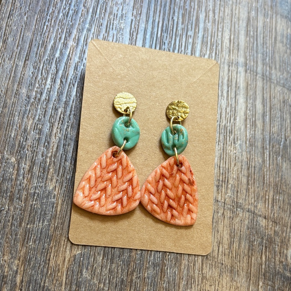 Handcrafted Orange/Coral  Knit-Texture Dangle Clay Pierced Earrings with Teal